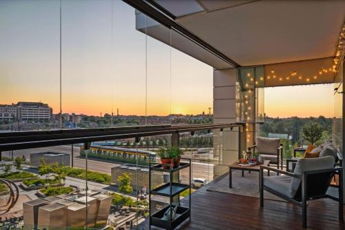 Modern apartment with Sauna and big balcony near Train Station in Helsinki