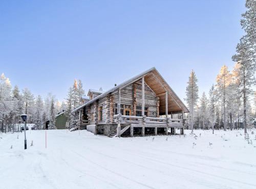 Holiday Home Luostakka iso by Interhome