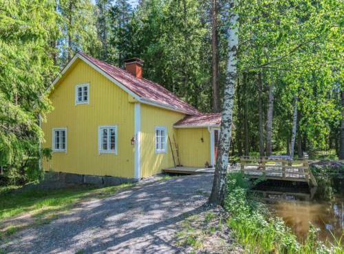 Holiday Home Piispasen torppa by Interhome