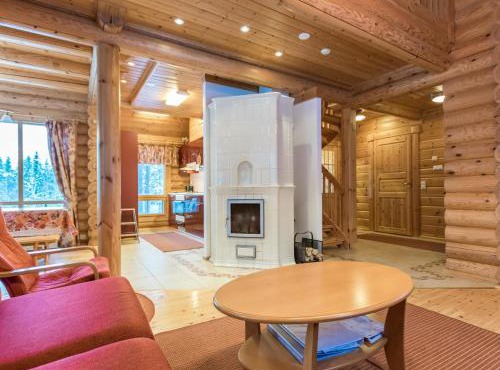 Holiday Home Sateenkaari mökki by Interhome in Hyrynsalmi