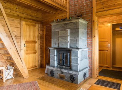 Holiday Home Mansikkaranta 2 by Interhome in Pyhäsalmi