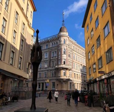 Iso Roobertinkatu A - Picturesque Area in Helsinki Center Apartment in Helsinki