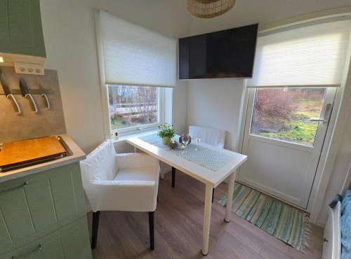 Nybyggd loftstuga i centrala Grebbestad in Stromstad