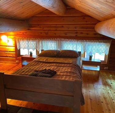 Holmøy Lodge in Holmøyane