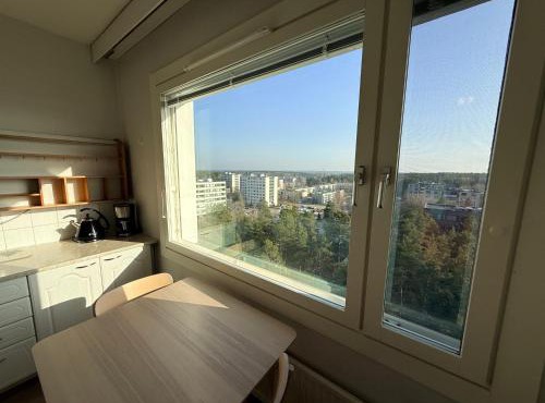 The Treetop Apartment