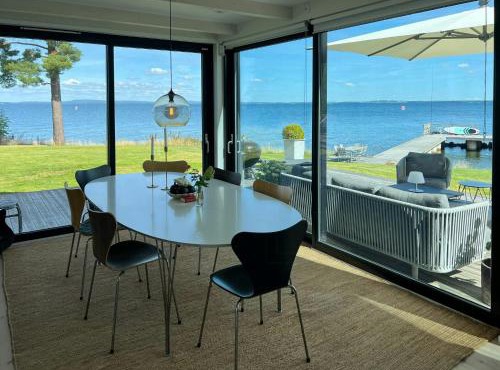 Villa With Lake View Over Vättern In Vadstena in Vadstena