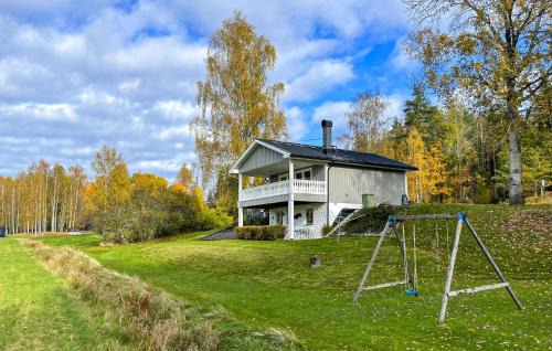 2 Bedroom Awesome Home In Svanskog