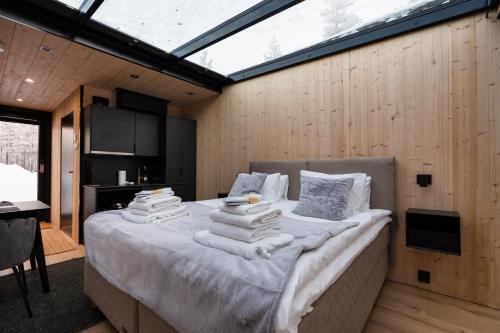 Aurora Igloo Village Ylläs Luna Suite - Hot Tub in Ylläsjärvi