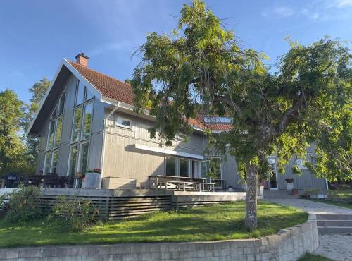 Scandinavian Villa with Sea Views Stockholm