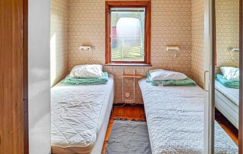 Pet Friendly Home In Höör With Kitchen