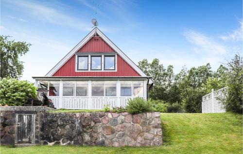 Nice Home In Tranås With Kitchen