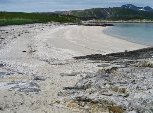 5 person holiday home in Straumsbukta