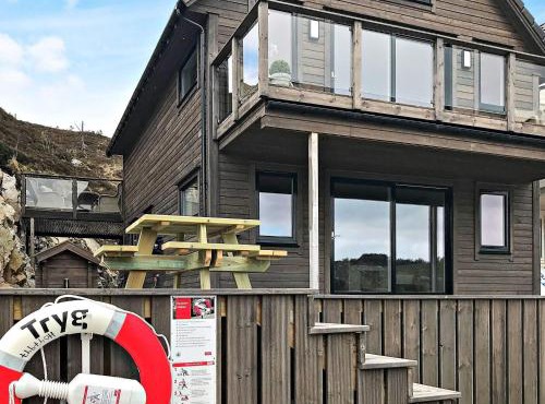 5 star holiday home in Urangsvåg in Bomlo