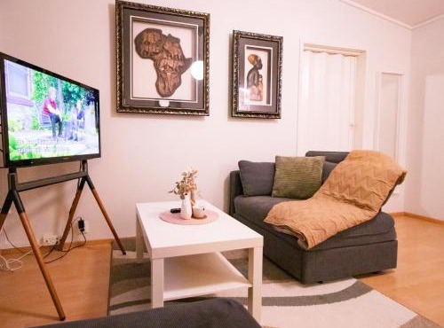 Peaceful Stay - Near Kaari Mall, 5 Min To Train in Helsinki
