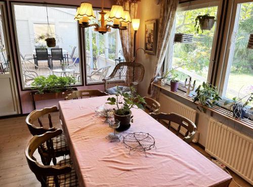 Cozy cottage on Okno near nature in Monsteras