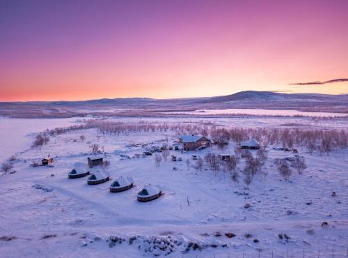 Arctic Land Adventure Glass Igloos in Kilpisjärvi