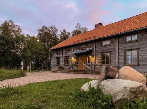 Trakt Forest Hotel Skogssviter in Holsbybrunn