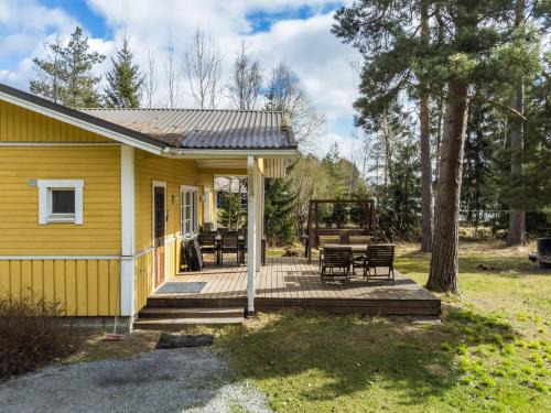Keltalilja 